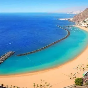 apartamento-en-primera-linea-de-mar-las-teresitas-santa.in-canary-islands.com/
